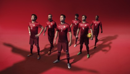 开云体育保障-沙尔克主教练承担责任，不惧困境，沙尔克球队怎么样