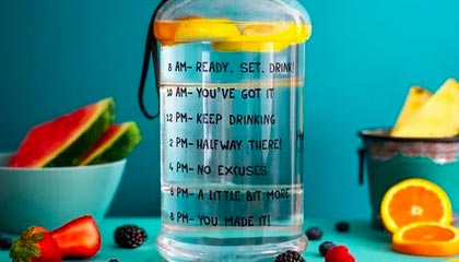 开云APP下载-中国足球比赛场面纷争不断，球员表现抢眼，我国足球比赛